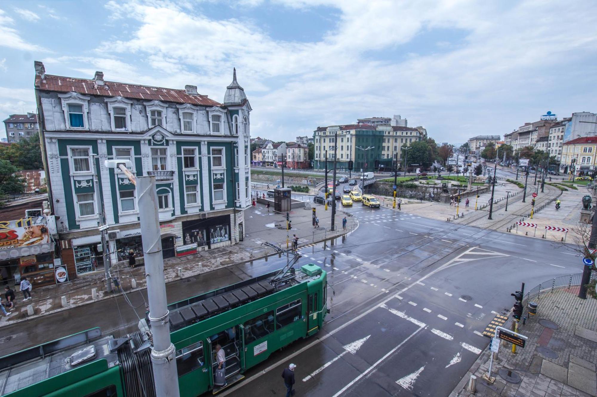 Lion'S Bridge Boutique 2Bdrm Apt, Top Center Gem Sofia Esterno foto