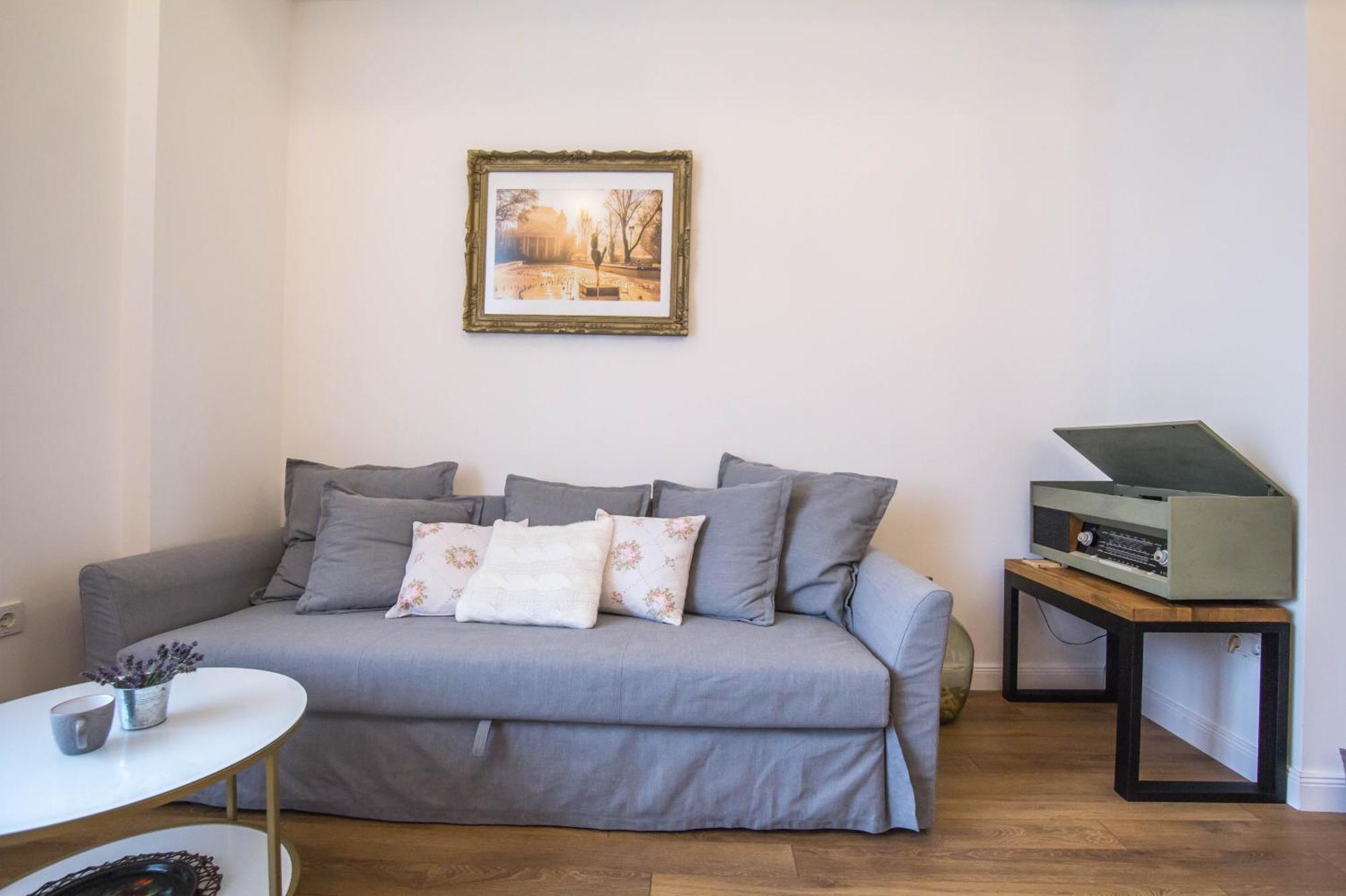 Lion'S Bridge Boutique 2Bdrm Apt, Top Center Gem Sofia Esterno foto