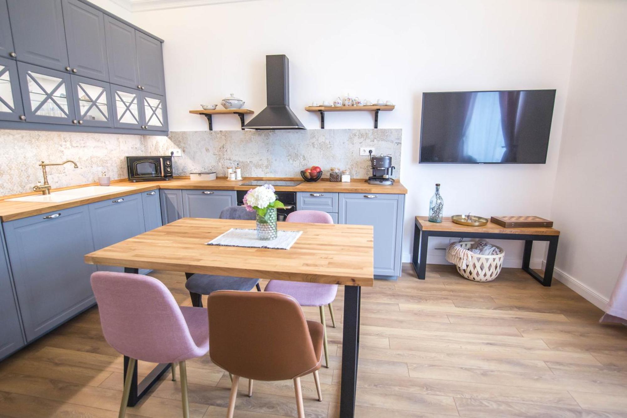 Lion'S Bridge Boutique 2Bdrm Apt, Top Center Gem Sofia Esterno foto
