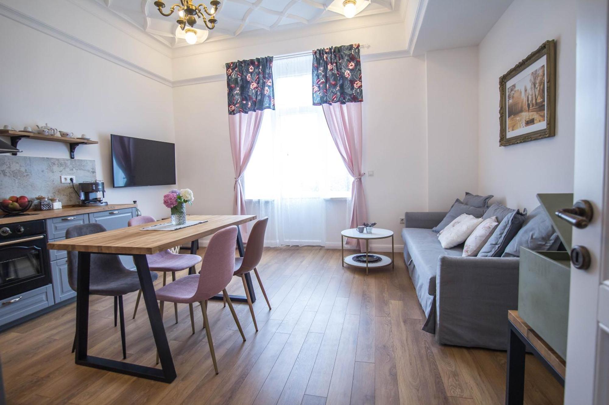 Lion'S Bridge Boutique 2Bdrm Apt, Top Center Gem Sofia Esterno foto